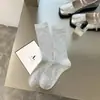 Calcetines Rojos Ankesela Seleccionados Cuidadosamente para Primavera Calcetines de Mujer sin Costuras para Poner y Quitar Celebridad de Internet Calcetines de Tubo Medio con Rayas Verticales Estilo Coreano