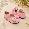 Zapatos planos ligeros de piel para niña para usar con vestido de fiesta de cumpleaños, charol brillante con lazo de pedrería, zapatos para niños