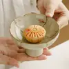 Prato de Frutas com Pé Alto em Freixo, Prato de Frutas Secas em Cerâmica, Prato para Lanches de Chá, Prato Display de Lanches com Flor de Magnólia Pintada à Mão, Prato de Lanches Doméstico