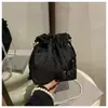 Bolsa Pequeña de Mariposa Popular de Este Año para Mujer 2025 Nueva Cadena de Gama Alta de Nicho Bolso Cruzado Bolso de Cubo de Hombro Único