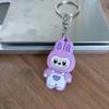 Dibujos animados lindo tela tela oveja pequeña llavero de goma suave PVC colgante de llave de un lado colgante para llave de coche