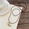 Collar de Cadena de Suéter Transfronterizo Europeo y Americano Joyería de Otoño e Invierno para Mujer Halter Bolso de Cuero Peine Colgante de Corazón Croissant