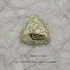 Accesorios Pinming 35mm Triangulares Arqueados Encaje Botones Metálicos Versátiles Ropa Exterior Top Botones Decorativos Venta al por Mayor