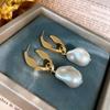 Aretes Vintage Barrocos de Aguja de Plata con Perlas Irregulares Diseño Nicho para Mujer Aretes Franceses Aretes de Alta Gama