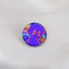 Broche Graffiti Colorido Expressão Confusa Geométrico Redondo Personalizado Versátil Acessório Insígnia Atacado