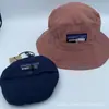 Boné Impermeável para Exterior Verão Masculino Secagem Rápida Marca de Moda Europeia e Americana Viagem Boné de Pescador Colecionável Dobrável Cordão Boné de Pote
