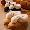 Zapatos de algodón de conejo de peluche para mujer, para usar en invierno, lindos de peluche, para la oficina, de suela gruesa, cálidos, pantuflas de algodón para el hogar con tacón