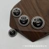Botão de Metal para Casaco de Lã Tricotado com Ponto D Duplo Alto Botão Simples Versátil Decorativo Botão Costurado à Mão