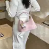 Bolsa de Mão e Bolsa Transversal de Nicho Nova da Primavera 2026, Bolsa de Ombro Elegante de Grande Capacidade para o Dia a Dia, de Alta Qualidade, para Mulheres
