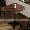 Mesa y Silla de Cafetería Vintage Combinación Mesa y Silla de Tienda de Postres de Té con Leche Repostería Pastelería Mesa y Silla de Comedor de Madera Maciza Restaurante Occidental Asiento de Tarjeta Comercial