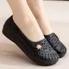 Nuevas Sandalias de Moda de Verano para Mujer, de Suela Gruesa, Antideslizantes, de Suela Blanda, Adecuadas para Personas de Mediana Edad y Mayores, Zapatos de Playa, Zapatos de Trabajo