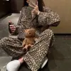 Pijama de forro polar estilo dulce con nudo de mariposa, nuevo conjunto de cárdigan de manga larga de moda otoño/invierno para mujer