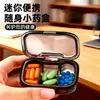 Pastillero Mini Portátil Pequeño para Tres Comidas al Día, Almacenamiento Sellado de Medicamentos, Organizador de Pastillas para Llevar Medicamentos de Viaje