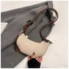 Bolsa Pequena Transversal Crossbody Feminina Nova Moda 2025 Fosca Estilo Bolinho de Axila Simples Casual de Ombro de Alta Qualidade