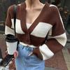 Suéter de dos piezas con cuello en V corto a rayas, traje de punto de moda, otoño e invierno coreano 2023
