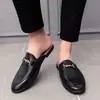 Daifa Probador Zapatillas de Media para Hombre Zapatillas Personalizadas para Exteriores Estilo Británico Baotou Hebilla en I Sandalias sin Talón Zapatos de Hombre
