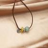 Nuevo collar de acrílico de imitación de jade de estilo chino para mujer, combina con todo, diseño de nicho vintage, estilo étnico, cadena de clavícula sencilla y moderna.