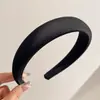 Diadema Nueva Retro 2026 Hace que la Cara se Vea Más Pequeña Diadema Elegante para Mujeres Ilumina la Piel No Aprieta la Cabeza Estilo Perezoso Pinzas para el Cabello Accesorios para el Cabello Mayoreo