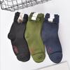 Calcetines de otoño e invierno calcetines de tubo para hombre verde militar protección laboral fuertes resistentes al desgaste calcetines de tubo suministro de puesto calcetines casuales al por mayor