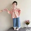 Conjunto de camiseta de muñeca de fresa estilo coreano para niñas, nuevo conjunto de dos piezas de moda para primavera y otoño 2026 para niñas pequeñas