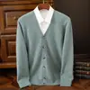 Novo Cardigã de Tricô 100% Lã para Primavera e Outono Masculino, Gola V Manga Longa Estilo Coreano Solto Cor Sólida Jaqueta, Suéter Versátil Tendência