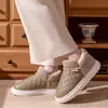 Sapatos de Algodão para Mulheres de Meia-Idade e Idosas 2026 Novo Inverno Interno Casa Sola Grossa Forrado com Lã Quente Impermeável Antiderrapante Pantufas de Algodão para Homens