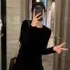 Camiseta de punto básica de manga larga, cuello redondo simple, corte ajustado, estilo coreano, para mujer, color liso, suéter, venta al por mayor transfronteriza, otoño e invierno