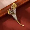Broche de Moda Retrô Design de Planta e Flor Cravejado com Diamantes Corsage de Luxo Acessórios para Cardigan Feminino Roupas de Fora Pin