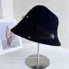 Gorro de Lana de Malla con Perlas Personalizado para Mujer, Sombrero Cubo Cálido Versátil Casual de Invierno, Elegante Gorro de Pescador