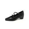 Temporada do Primeiro Encontro~Sapatos Mary Jane Quadrados Retrô de 6cm Outono e Primavera Novo Estilo Decote Baixo Sapatos de Salto Interno