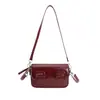 Bolso Estilo Coreano de Moda Simple Portátil Tipo Baguette para Mujer 2025 Invierno Nuevo Estilo Personalizado Moderno Versátil Bolso de Hombro Único Cruzado