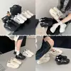2026 Nuevos Zapatos de Entrenamiento Alemanes Zapatos de Mujer Primavera y Otoño Retro Zapatos Forrest Gump Suela Plana Suela Suave Zapatos Deportivos Casuales Versátiles Zapatos Blancos Pequeños