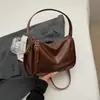 Bolso Bandolera Retro de Gama Alta de Nicho para Mujer Nuevo Estilo 2024 Bolso Almohada Pequeño Versátil Bolso Cuadrado Pequeño para el Uso Diario