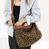 Bolso de Hombro Personalizado con Estampado de Leopardo para Mujer 2026 Nuevo Versátil Bolso Cruzado para el Trabajo Moda Tendencia Elegante Bolso Tote