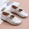 Zapatos Pequeños de Cuero para Niñas 2026 Primavera y Otoño Nuevo Estilo Coreano Moda Lazo Zapatos de Princesa para Niños Bebé Suela Suave Planos
