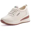 Zapatos para Mujer que Aumentan la Altura 2026, Zapatos para Madre, Planos Versátiles para el Día a Día, Zapatos Pequeños de Cuero Ligeros para Invierno, Antideslizantes y Resistentes a las Manchas, Zapatos Deportivos
