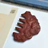 Producto Popular para Transmisión en Vivo: Peine de Masaje Tradicional Chino con Hierbas y Polygonum Multiflorum, Materias Primas Naturales, Fragancia de Medicina Tradicional China, Artículo Portátil Fengjiu