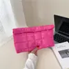 Bolsa de Maquiagem Bordada de Mão da Moda de Nicho para Mulheres 2025 Outono Nova Tendência Xadrez Plissada Portátil Pequena Bolsa Quadrada