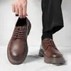 Sapatos Sociais de Couro Masculino Estilo Coreano Sapatos Masculinos Couro Macio Casuais Pretos Tendência Sapatos de Trabalho para Escritório Sola Grossa Sapatos de Couro Masculino