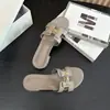 Novedad Verano 2026 Sandalias Planas Cuadradas Abiertas con Tacón Estampado de Piedra para Mujer con Hebilla Metálica para Uso en Exteriores Sandalias de Playa