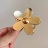 Pinza Metálica para el Cabello con Flor Transfronteriza, Pinza de Tiburón Grande de 7 cm, Pasador Simple y Elegante para la Parte Posterior de la Cabeza, Accesorio para el Cabello