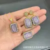 Set de Tres Piezas de Cristal Chapado en Oro con Diamantes Completos de Lujo: Set de Anillo, Pendientes y Collar de Color Duradero Chapado en Oro - Joyería Transfronteriza Europea y Americana