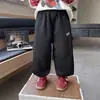 Pantalones Deportivos para Niños Primavera y Otoño Nuevos Pantalones Largos Casuales para Niños Pequeños y Medianos Joggers Elegantes Versátiles Pantalones de Chándal para Bebé Niño