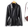 Abrigo Elegante de Piel de Oveja Estilo Old Money Ajustado para Mujer, Gabardina Elegante, Nuevo Modelo 26, Gabardina Corta de Doble Botonadura con Cuello de Solapa
