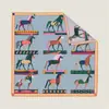 Lenço Quadrado Grande de Moda 90cm Estilo Novo Doze Cavalos de Guerra Versátil para Uso Externo Decorativo Borda Enrolada Dupla Face Heterocromático Lenço