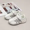 Colección Otoño 2026: Zapatos Deportivos Casuales Cómodos de Suela Blanda para Niños, Moda Coreana Versátiles, Zapatos de Entrenamiento Estilo Alemán para Niñas