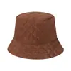 Chapéu Bacia Acolchoado de Penas Xadrez Transfronteiriço Amazon Estilo Britânico Simples Xadrez Tabuleiro de Xadrez Chapéu de Pescador Feminino Outono e Inverno