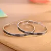 Pendientes S925 de Plata de Ley Sencillos Versátiles Moda Versátil Nicho para Mujer Pendientes de Gota de Pegamento