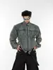 Chaqueta de Mezclilla Unisex Estilo Nicho Deconstruida Vintage Lavada Chaqueta Corta de Mezclilla con Diseño Metálico para Primavera y Otoño