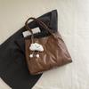 Bolsa Casual e Versátil de Grande Capacidade para Mulheres 2025 Nova Moda Outono e Inverno Bolsa Tote Plissada de Nicho para Trabalho Bolsa de Ombro para Trabalho